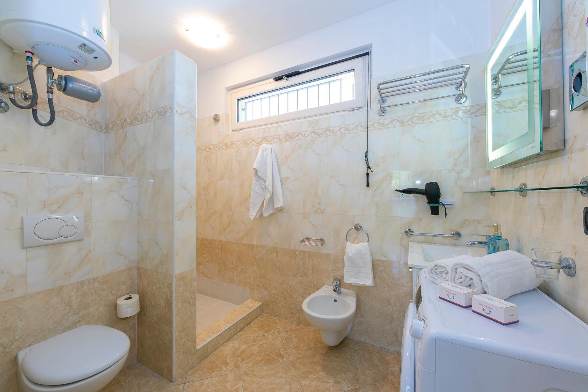Rivoltella Apt With Pool 600M From Lake - Happy Rentals Desenzano del Garda Dış mekan fotoğraf